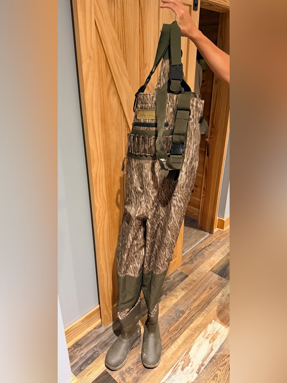Men's Realtree-Style Camo Cargo Bib Overalls with Olive Straps